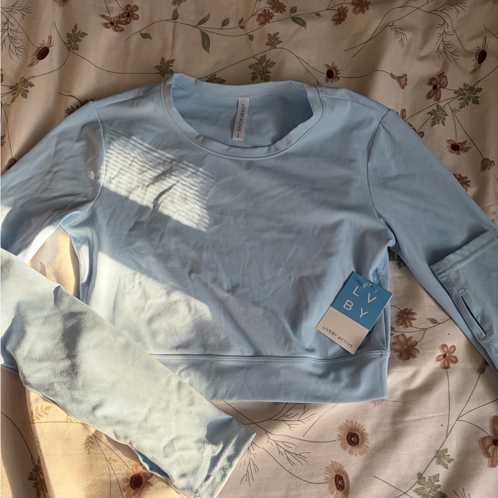 LiveBy Long Sleeve Crop Top
